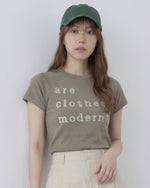 スリムフィット ショート丈 ドロップショルダー ラグランスリーブ ロゴパイル 半袖Tシャツ