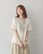 スクエアネック 刺繍 ゆったりTシャツ