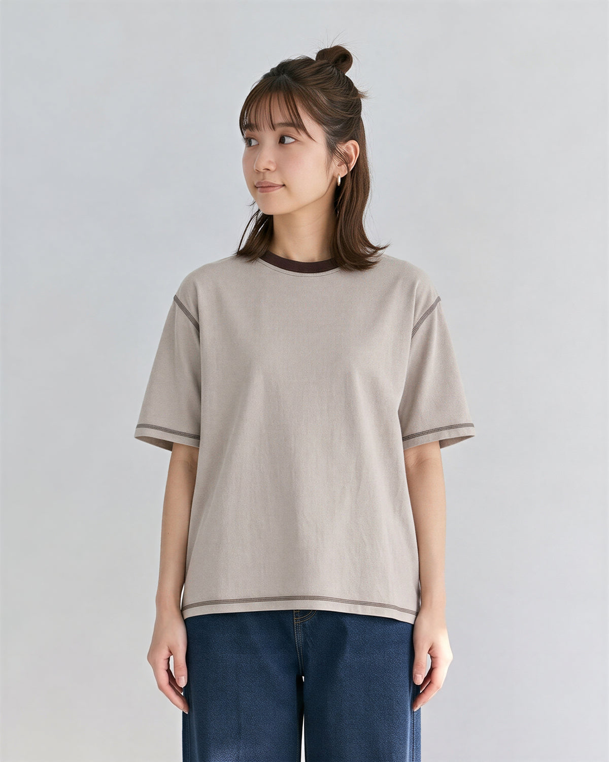 【全3色】ゆったりストレート 配色トリムTシャツ | 肌触り柔らかい