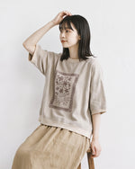 ゆったりドロップショルダー フラワープリントTシャツ