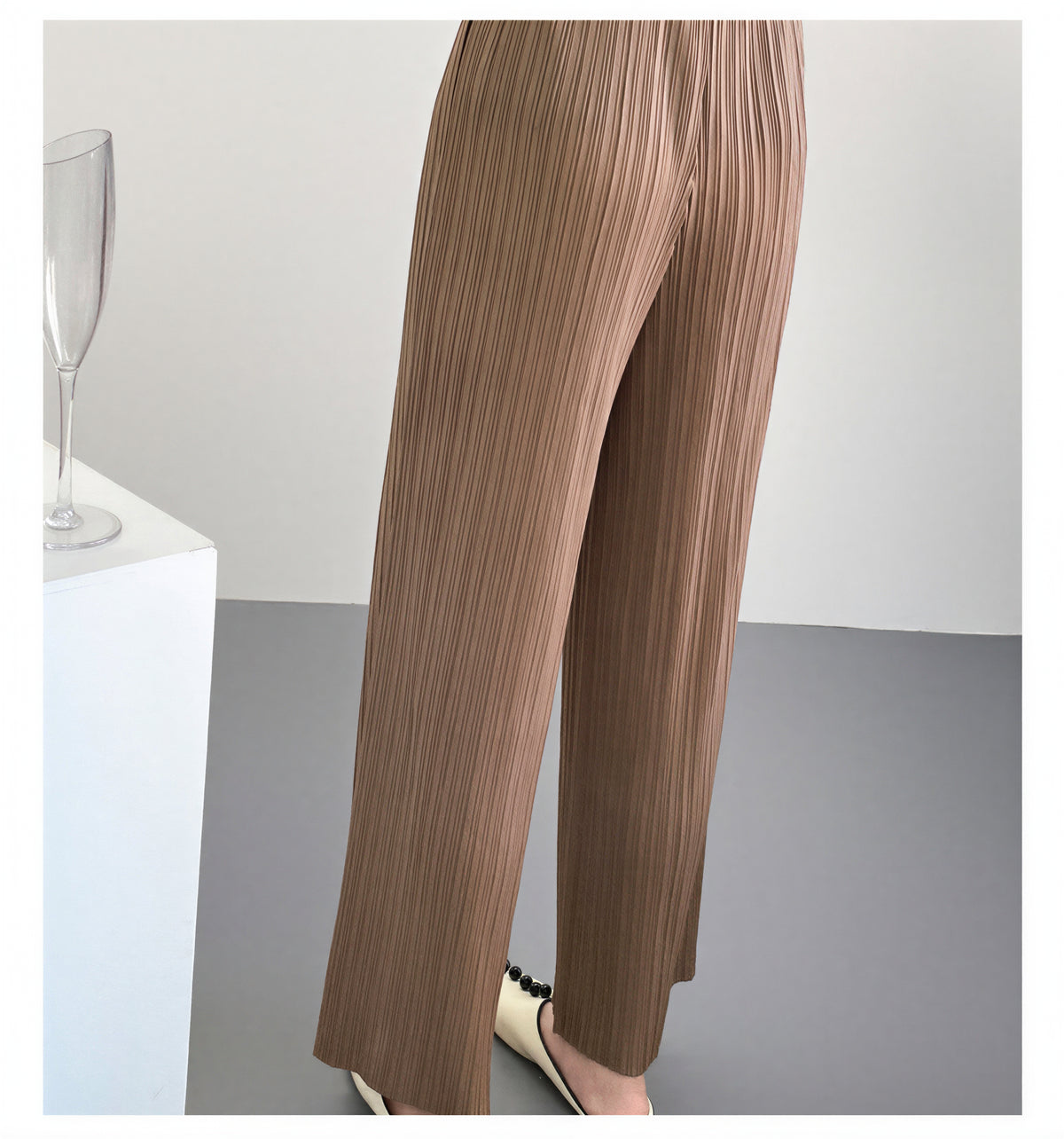 プリーツドレープハイウエストワイドパンツ