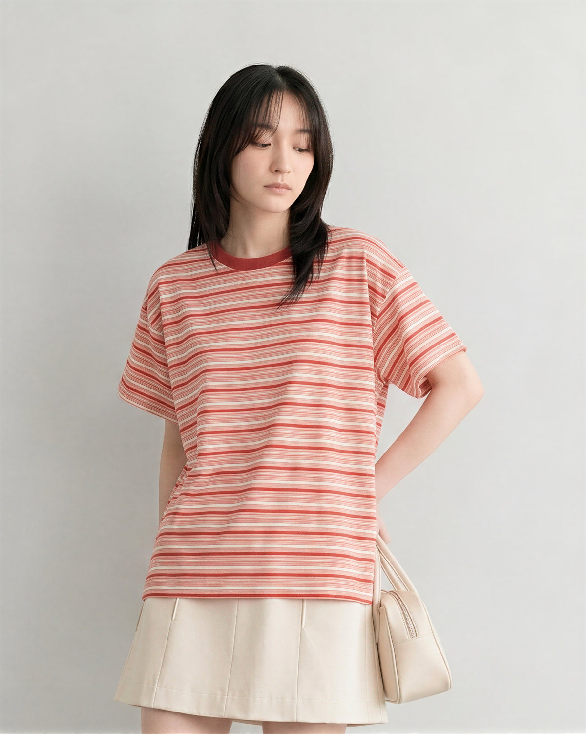 レッドボーダー ルーズ ドロップショルダーTシャツ