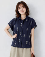 【全2色】M~3XL 小さめラウンドネック 花柄 ゆったり半袖シャツ