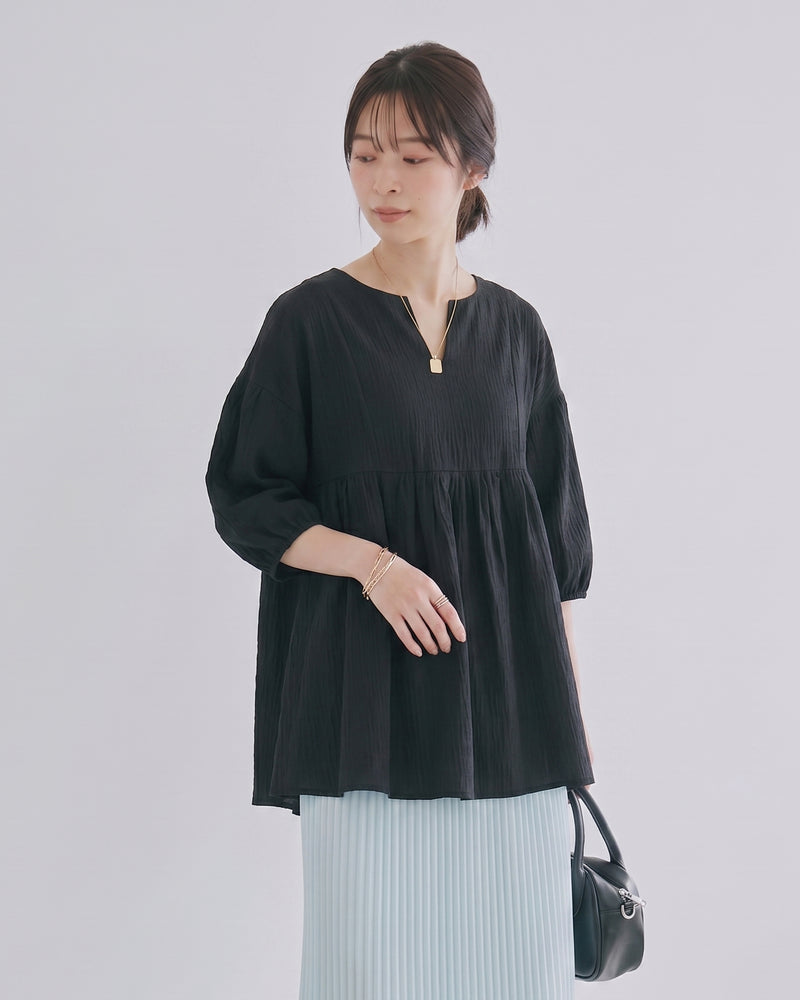 Vネック ギャザー入り ルーズシャツ