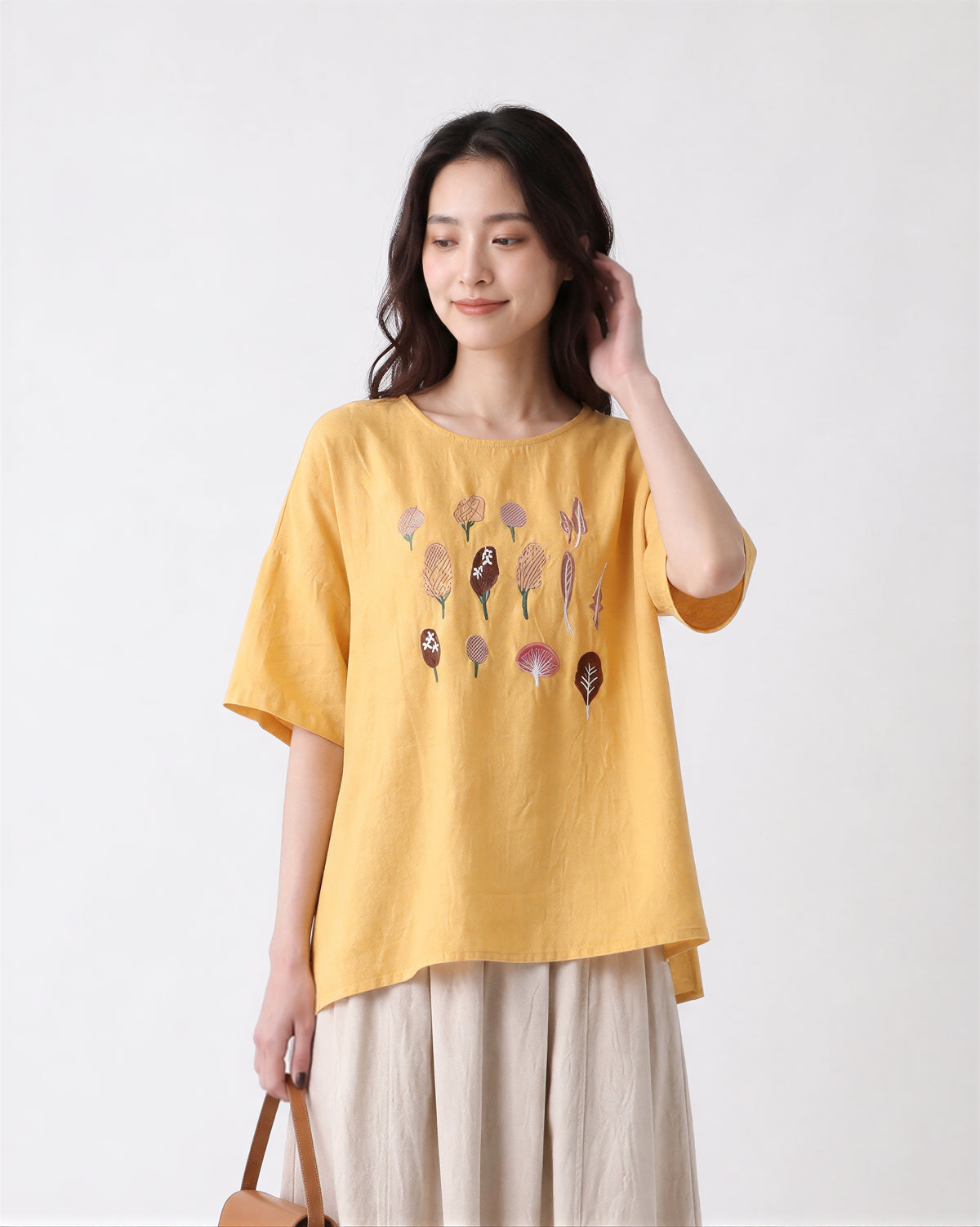 【全3色】M~2XL 刺繍デザイン ゆったり クルーネックTシャツ