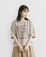 ゆったりドロップショルダー フラワープリントTシャツ
