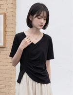 Vネック アシンメトリーギャザーTシャツ