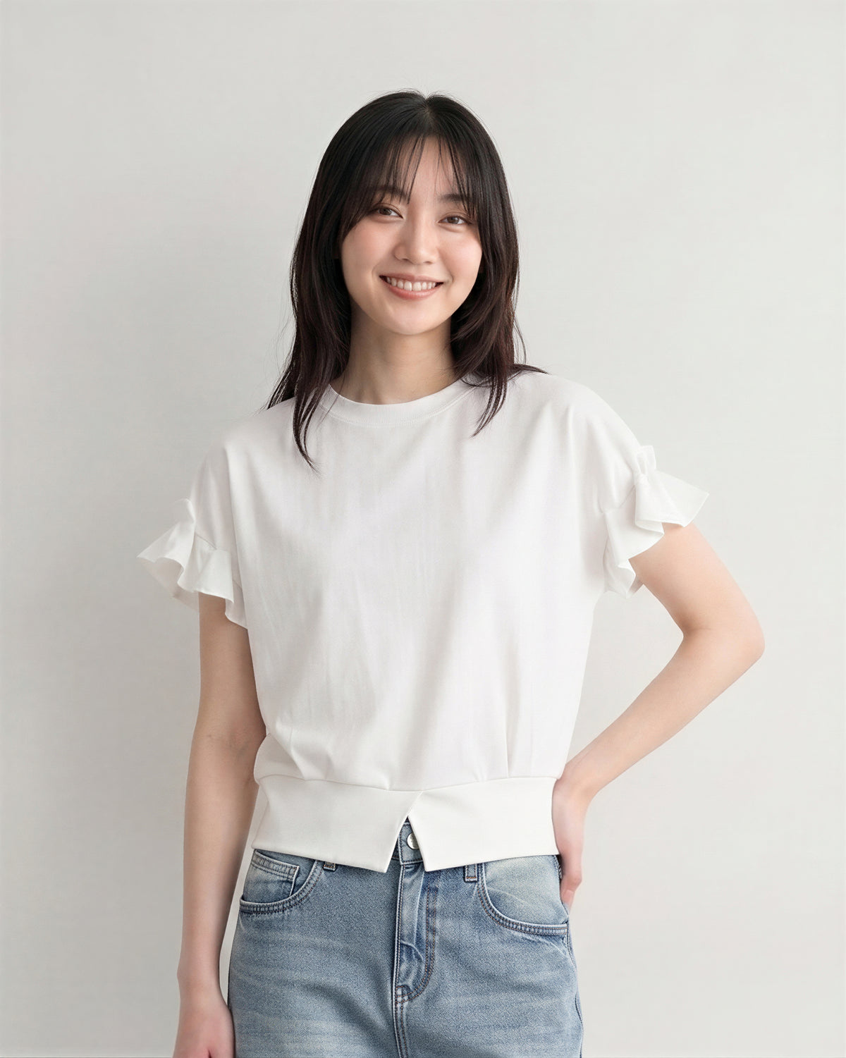 フリルスリーブ ウエストシェイプ ショート丈Tシャツ