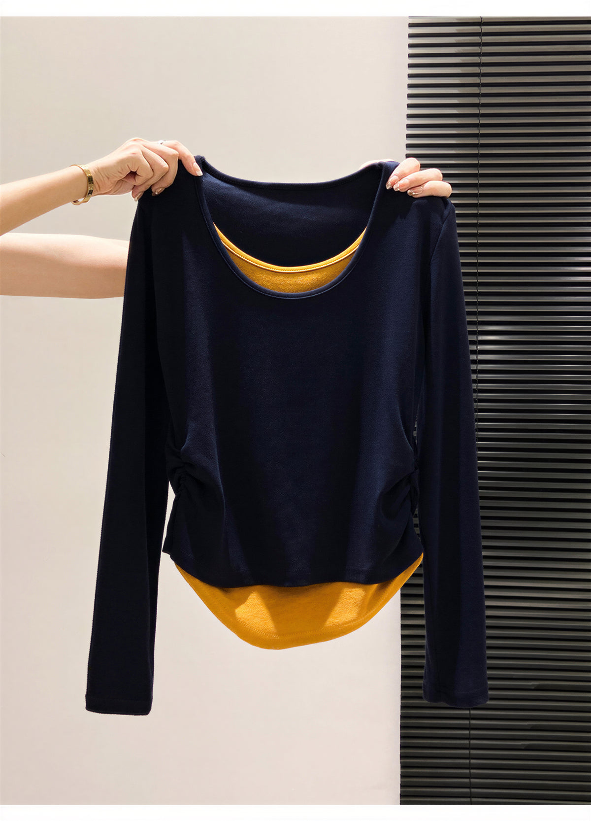 S~XL レイヤード風 クルーネック スリムフィット フェイクツーピース 長袖Tシャツ