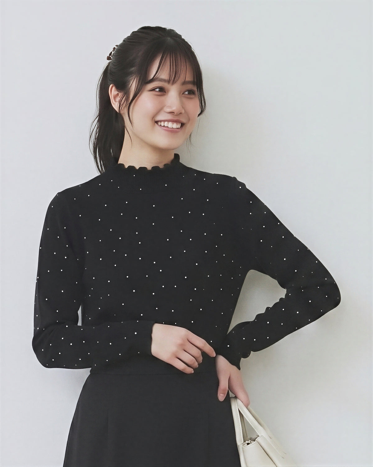 【全2色】S~XL メローフリルハイネックドットTシャツ
