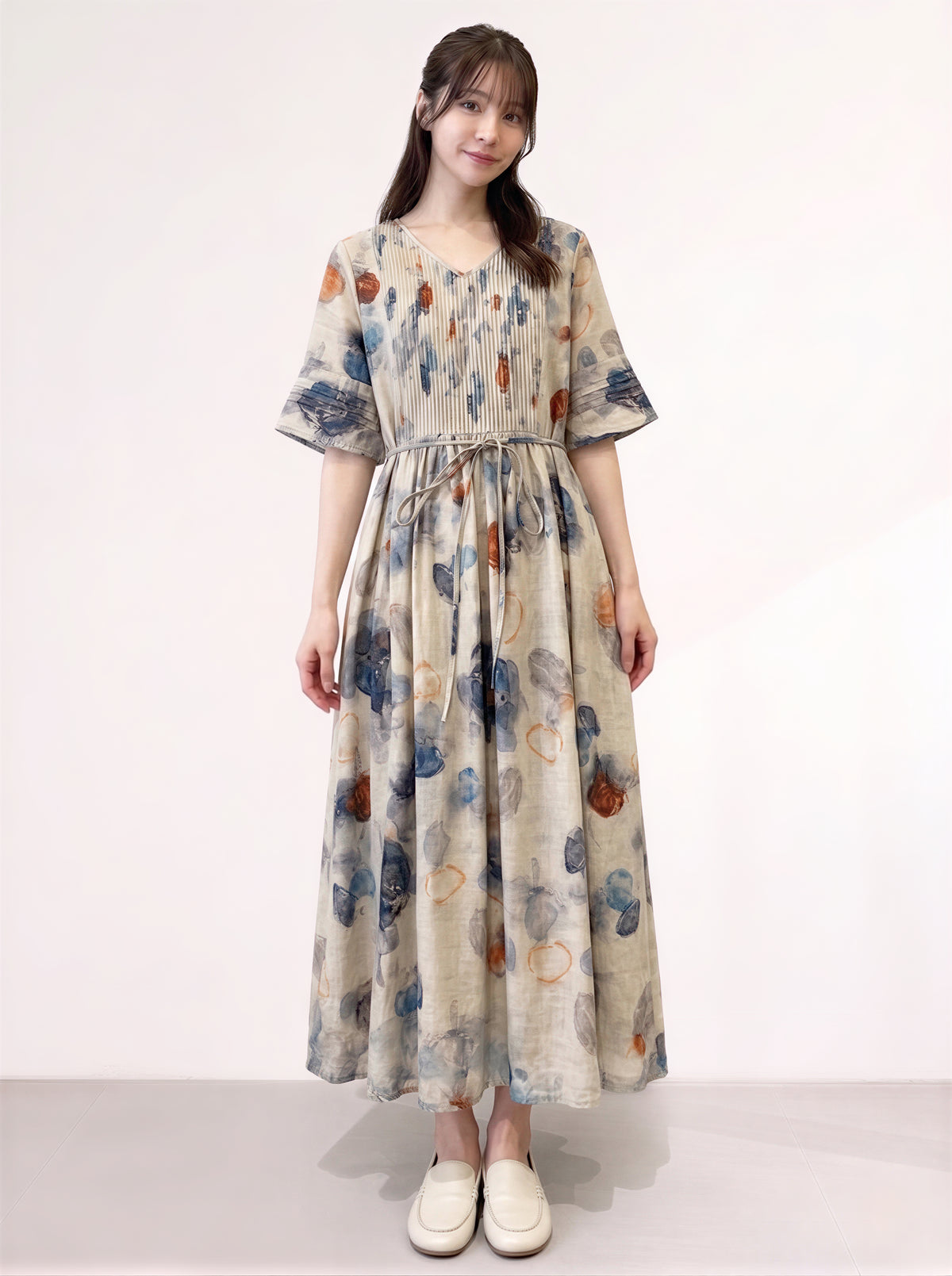 M~2XL ライトベージュ Vネック ウエストリボン 花柄ロングワンピース