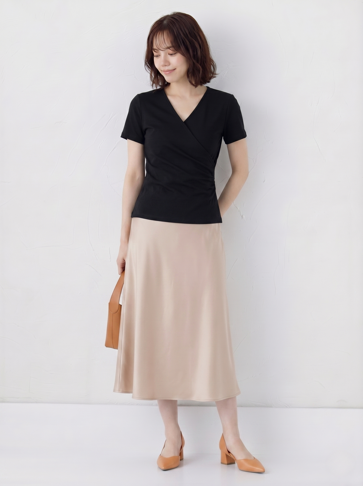 クロスVネック スリムフィット 半袖Tシャツ
