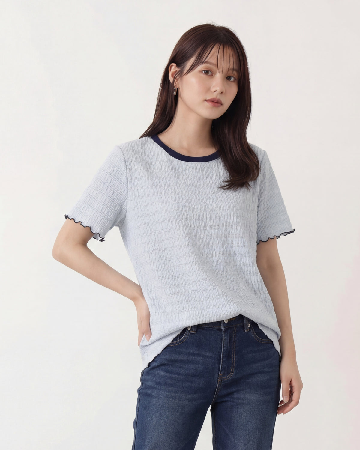 ライトブルー 配色ラウンドネック 波柄テクスチャーTシャツ