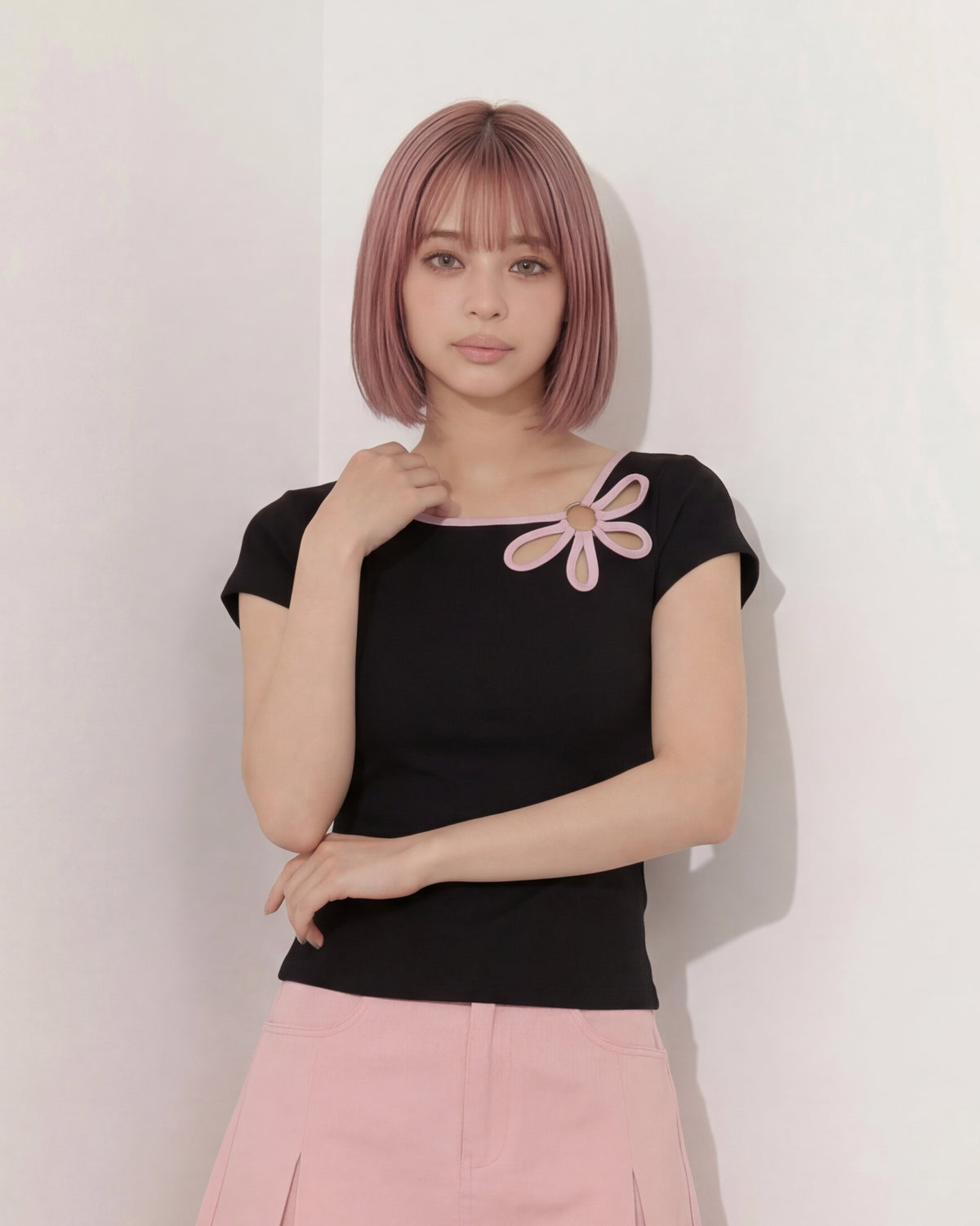 アシンメトリーオフショル風 リボン付きウエストシェイプTシャツ