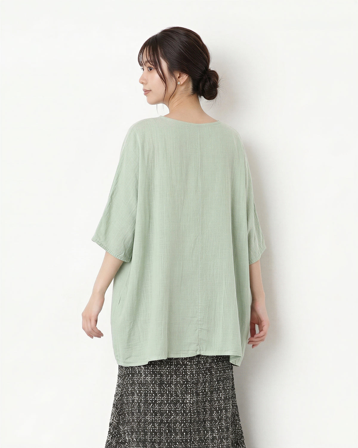 ラウンドネック ルーズ バットスリーブTシャツ
