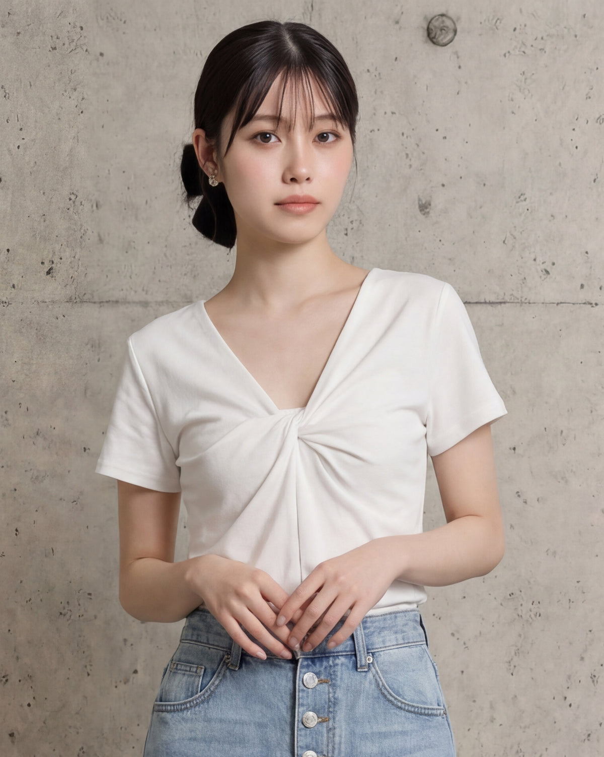 ツイストVネック ウエストシェイプ 半袖Tシャツ
