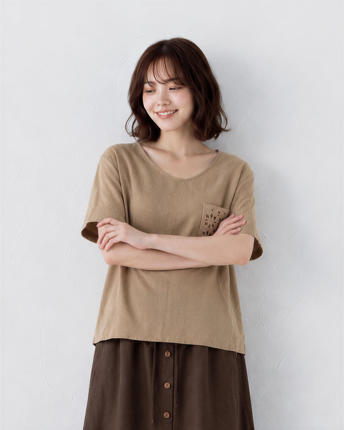 【全2色】ゆったりVネック 透かしポケット 半袖Tシャツ