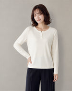 【秋新作】S~L スモールVスリットネック スリムフィット長袖Tシャツ