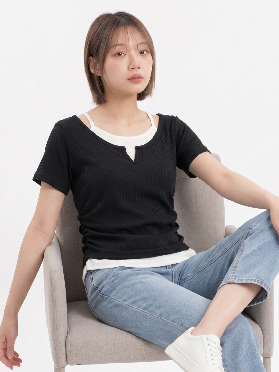 サイドギャザー切り替えネック フェイクレイヤードTシャツ