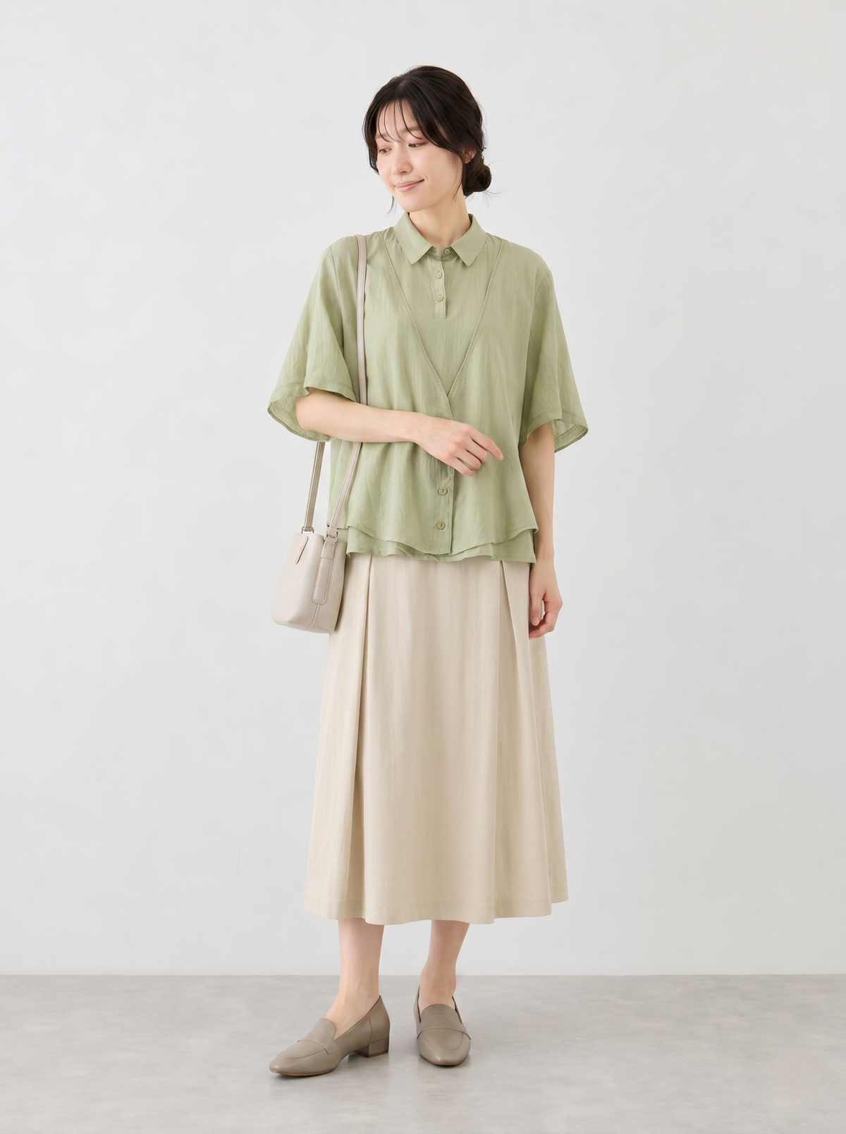 M-2XL Vネック切替ライン レイヤード風（フェイク2ピース）シャツ