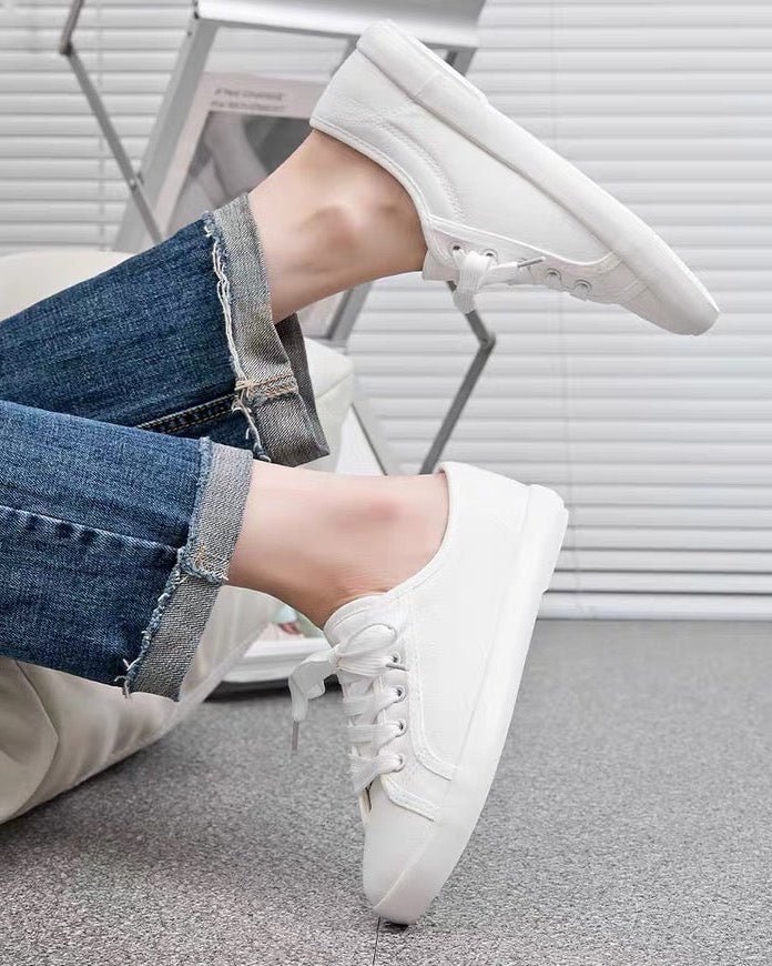 シンプルラウンドトゥ 軽量で合わせやすい ローカットレースアップキャンバススニーカー