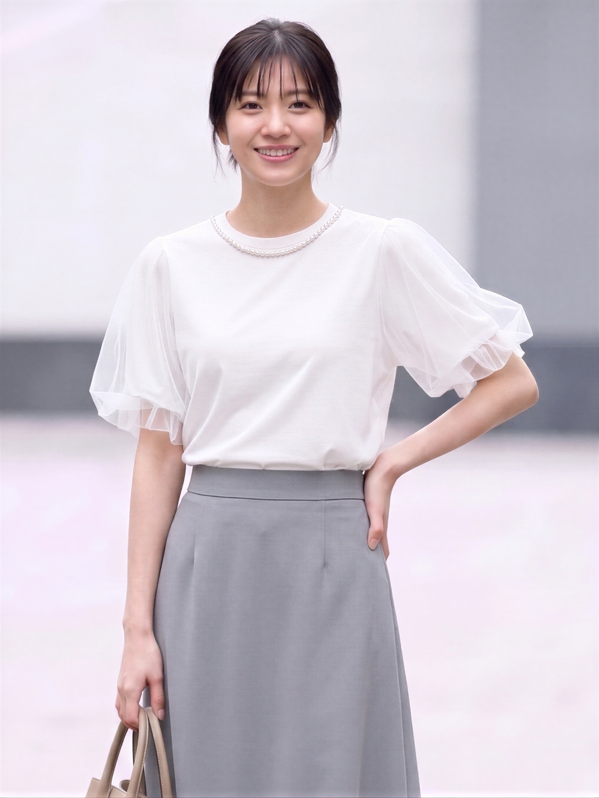 パール風襟飾り チュールフリルスリーブ ゆったり半袖Tシャツ
