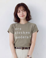 スリムフィット ショート丈 ドロップショルダー ラグランスリーブ ロゴパイル 半袖Tシャツ