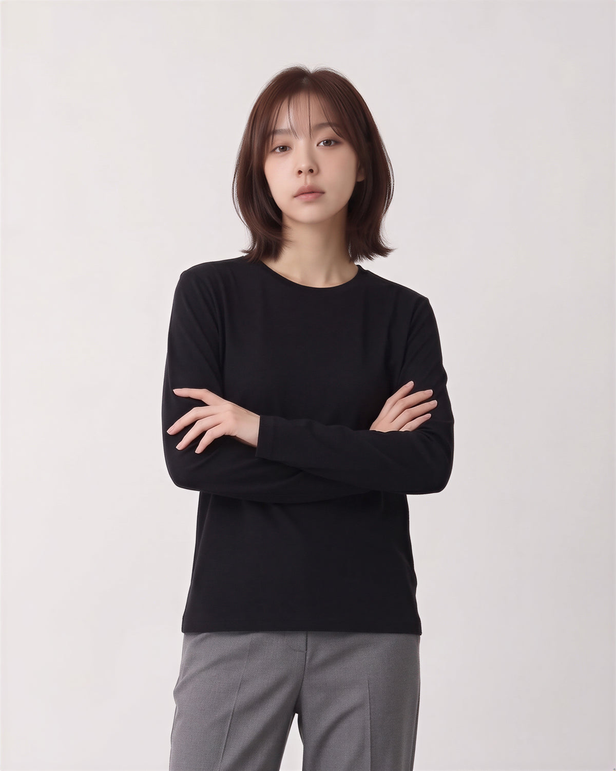 クルーネック ストレートシルエット ゆったり 長袖Tシャツ