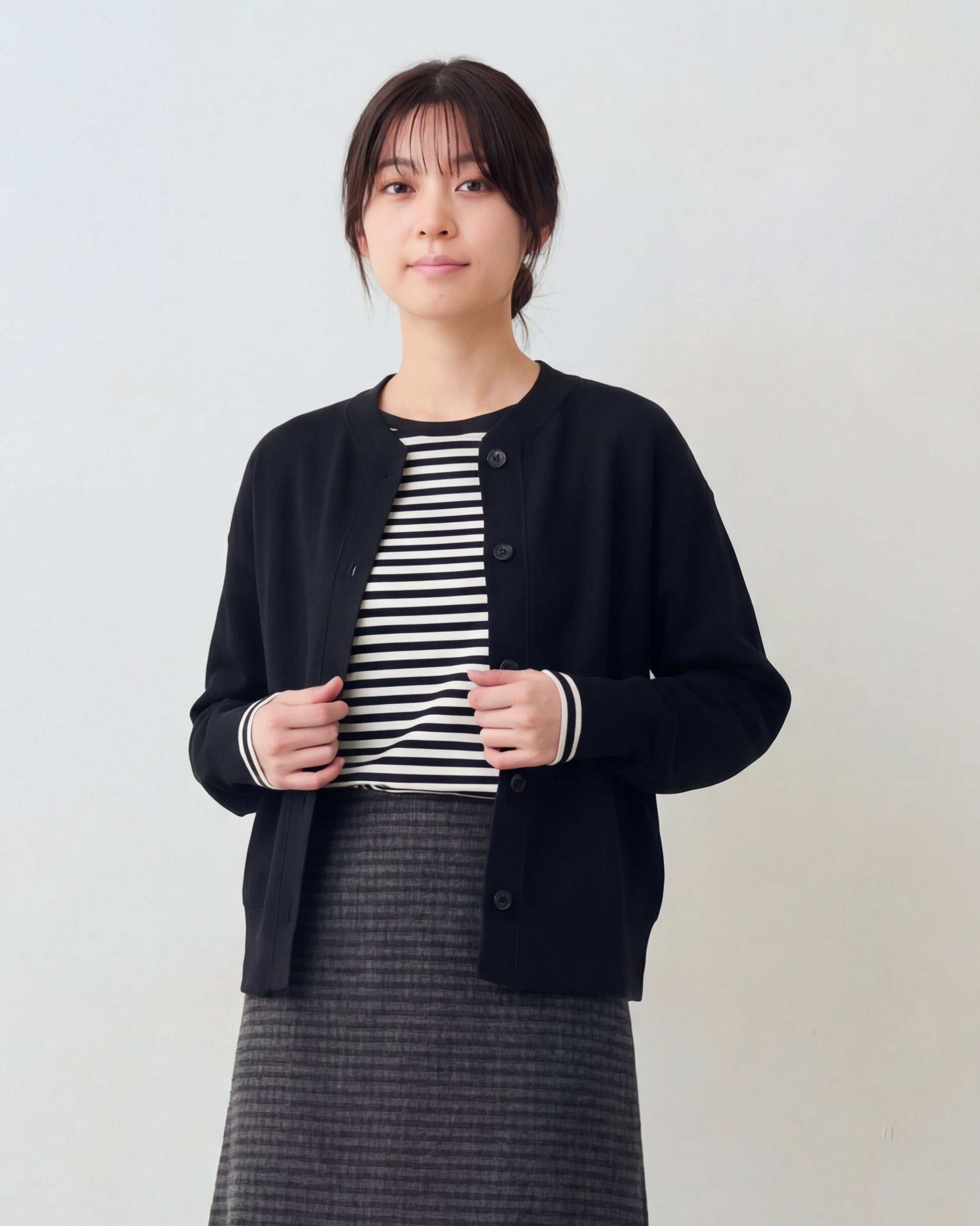 クルーネック ボタンフロント シンプルショート丈スタジャン – mirezane
