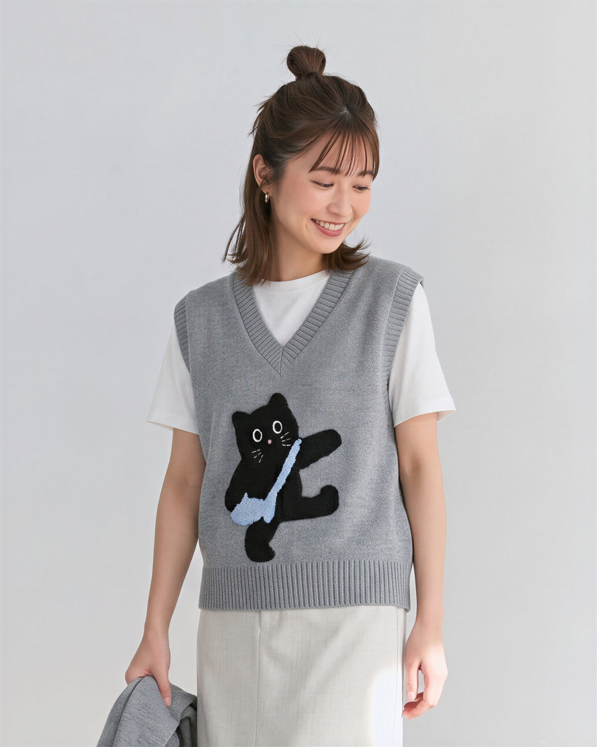 猫ジャカードVネックゆったりニットベスト