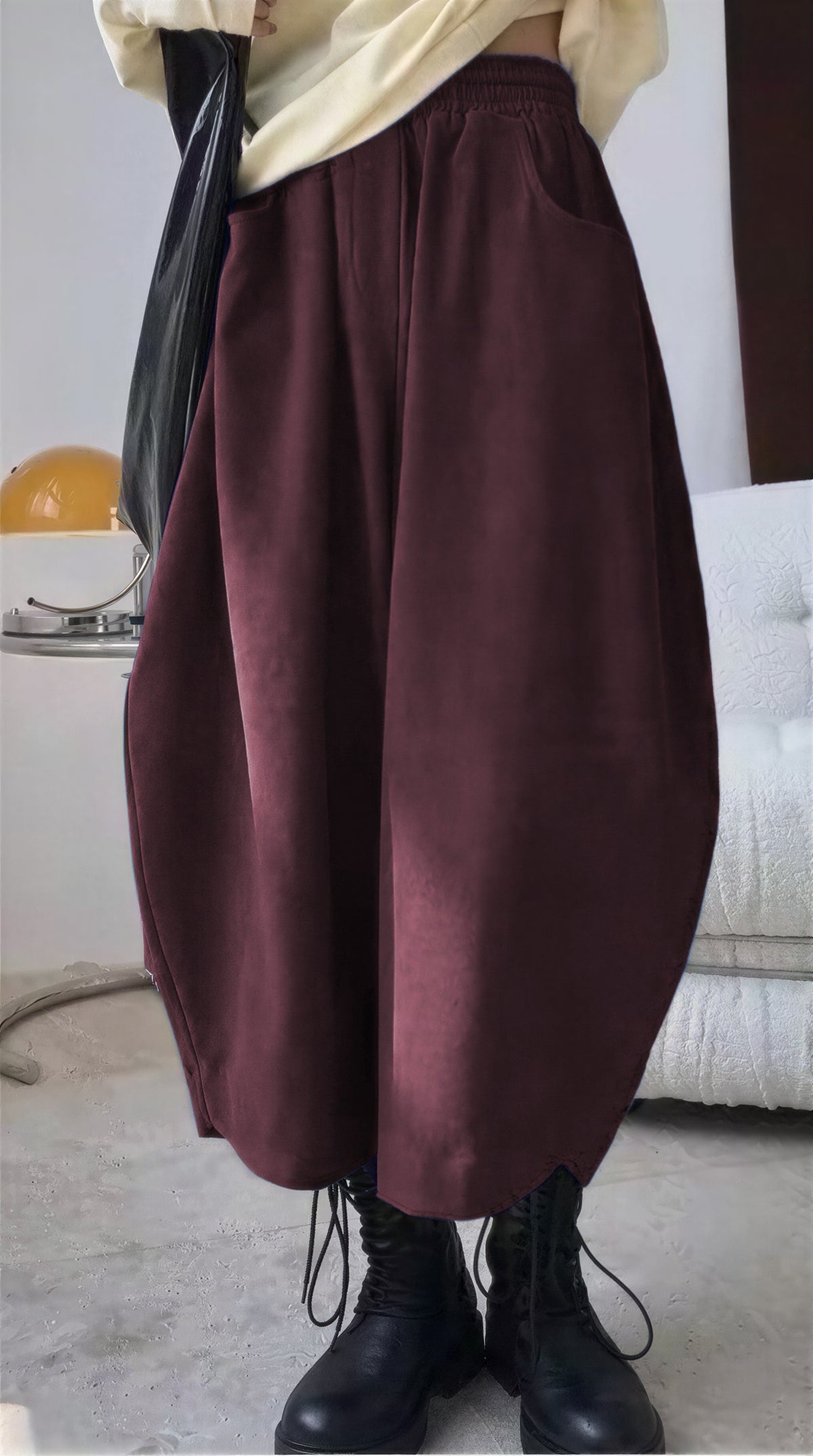 ゆったりカーブシルエット 立体サルエルパンツ
