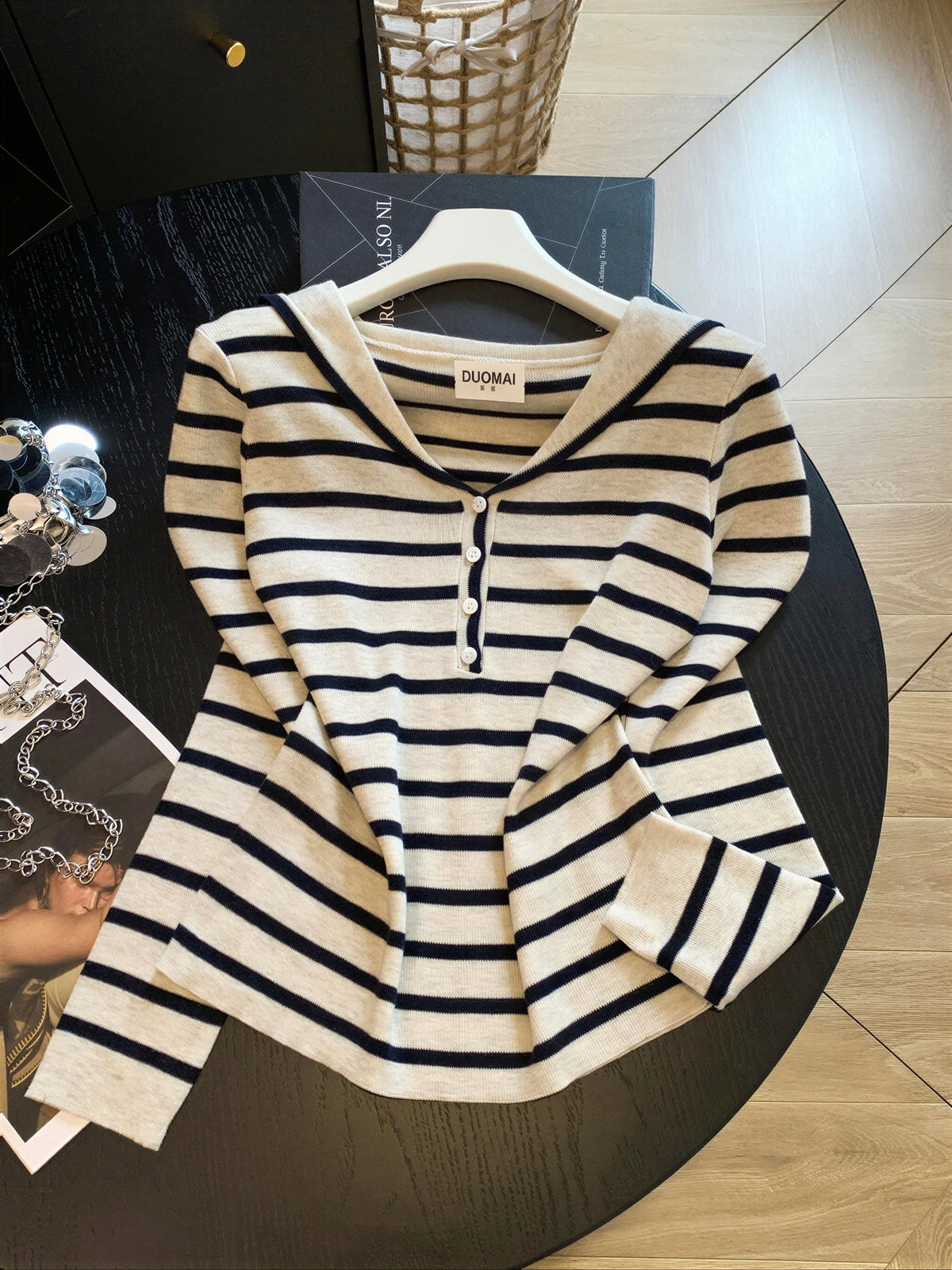 【全2色】S~L ボーダー スリムフィット Vネック ニットTシャツ