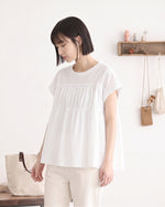 切り替えギャザー入り ゆったりTシャツ
