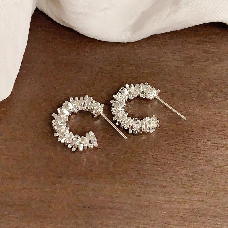 シルバー きらめくハーフフープ レイヤードピアス