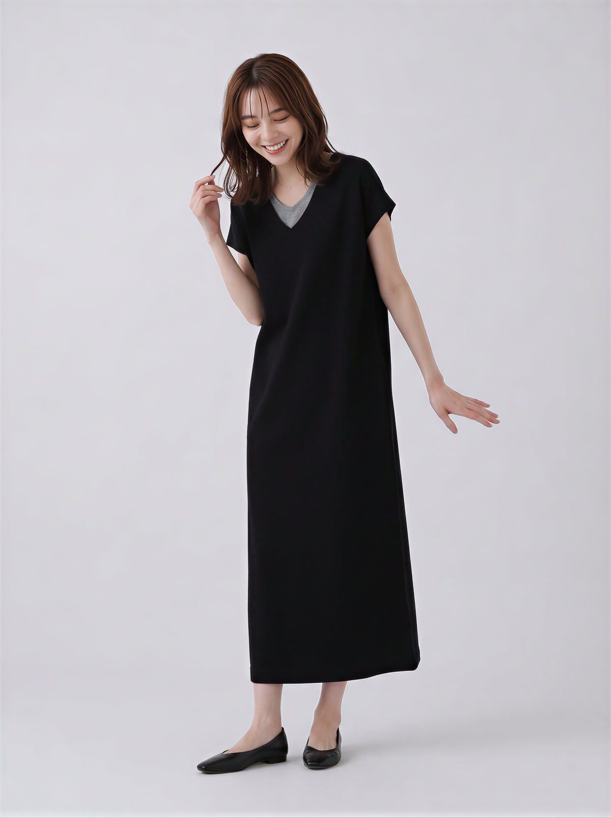 【全2色】M~2XL レイヤードVネック ストレート ロングワンピース