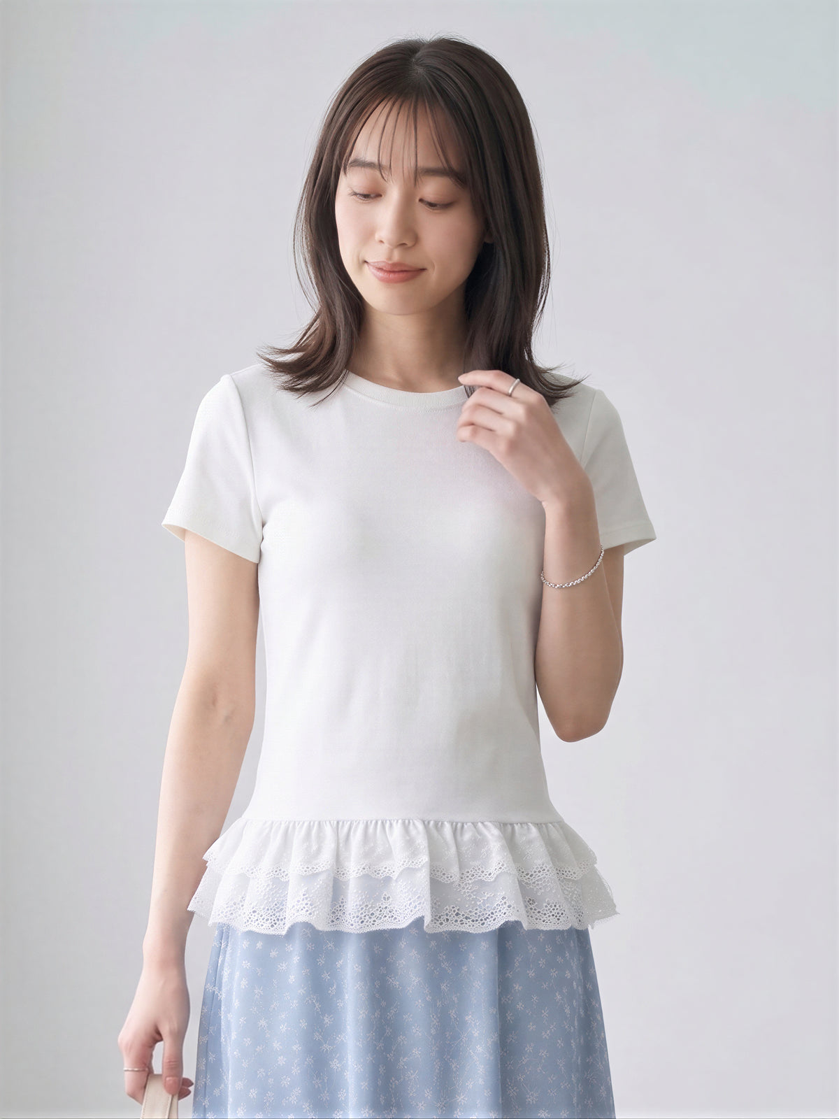 レース切り替えフリルヘムTシャツ-ホワイト-XL