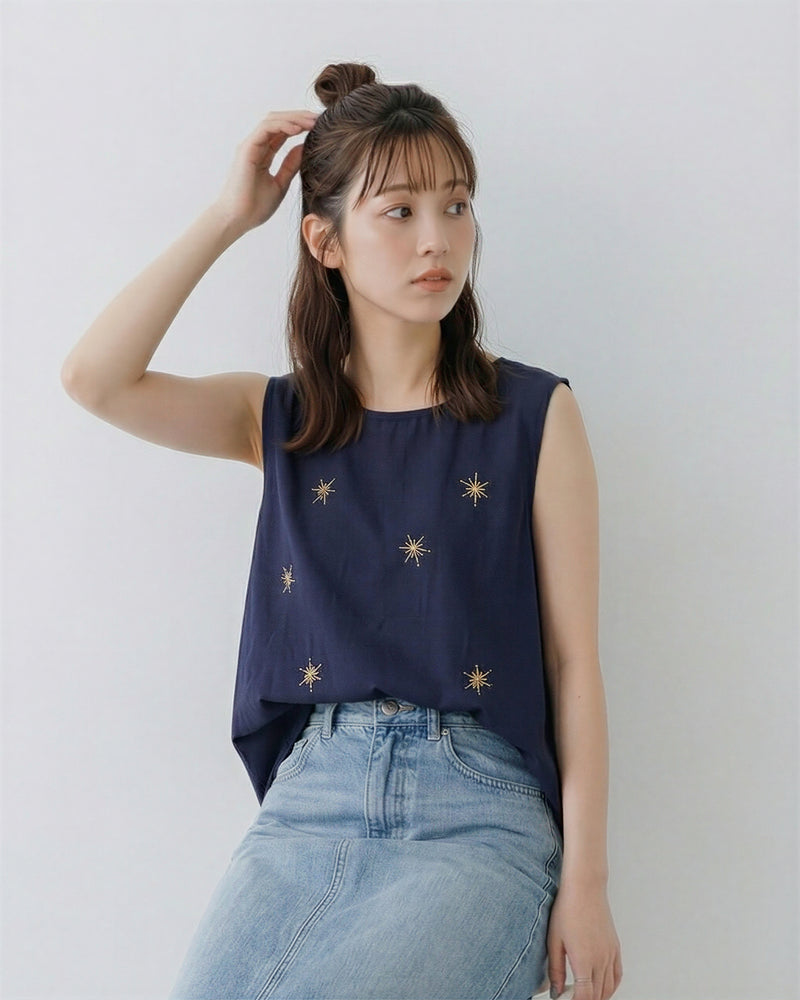 スター刺繍 クルーネック ノースリーブタンクトップ
