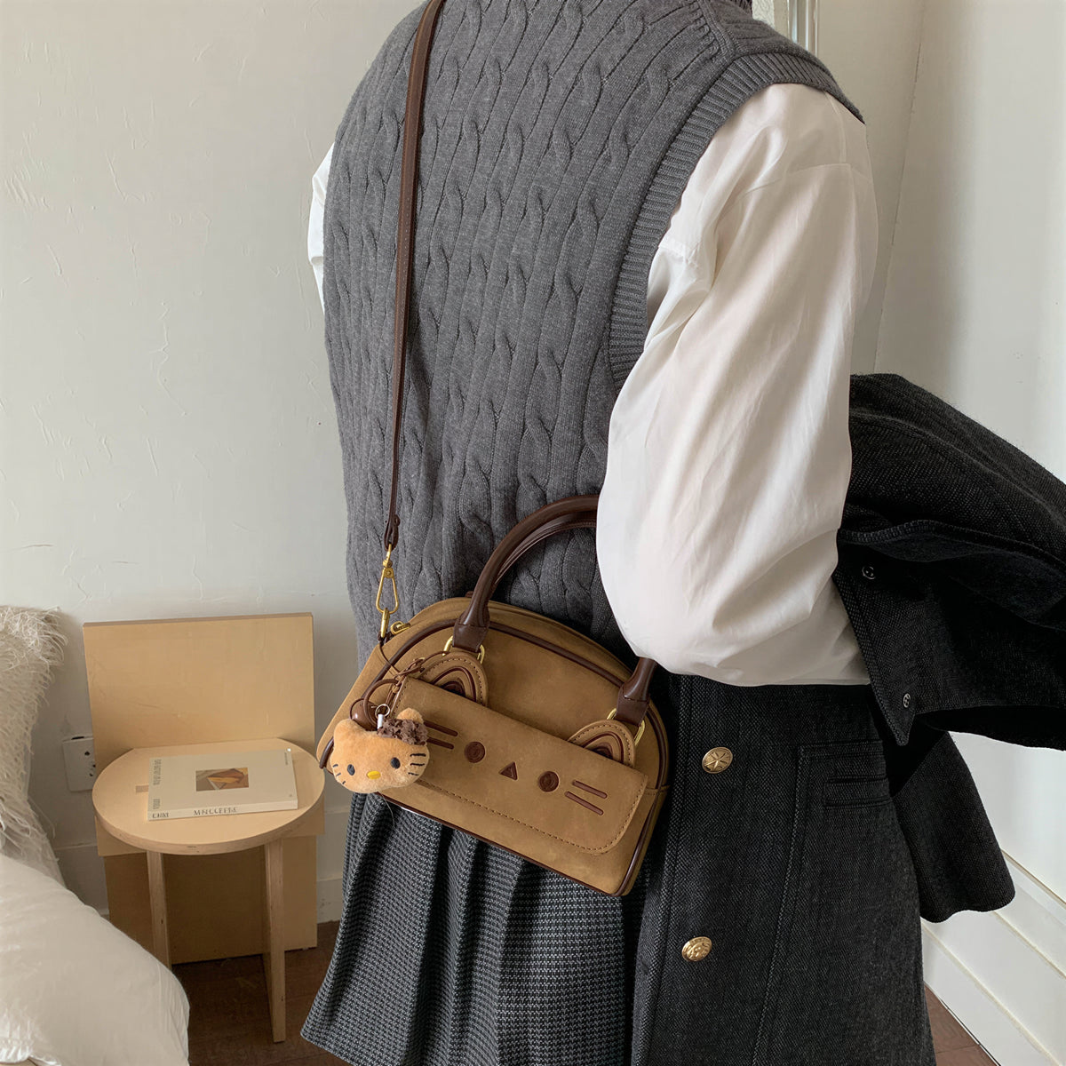 立体猫モチーフポケット付き ダブルハンドル ミニハンド・ショルダーバッグ