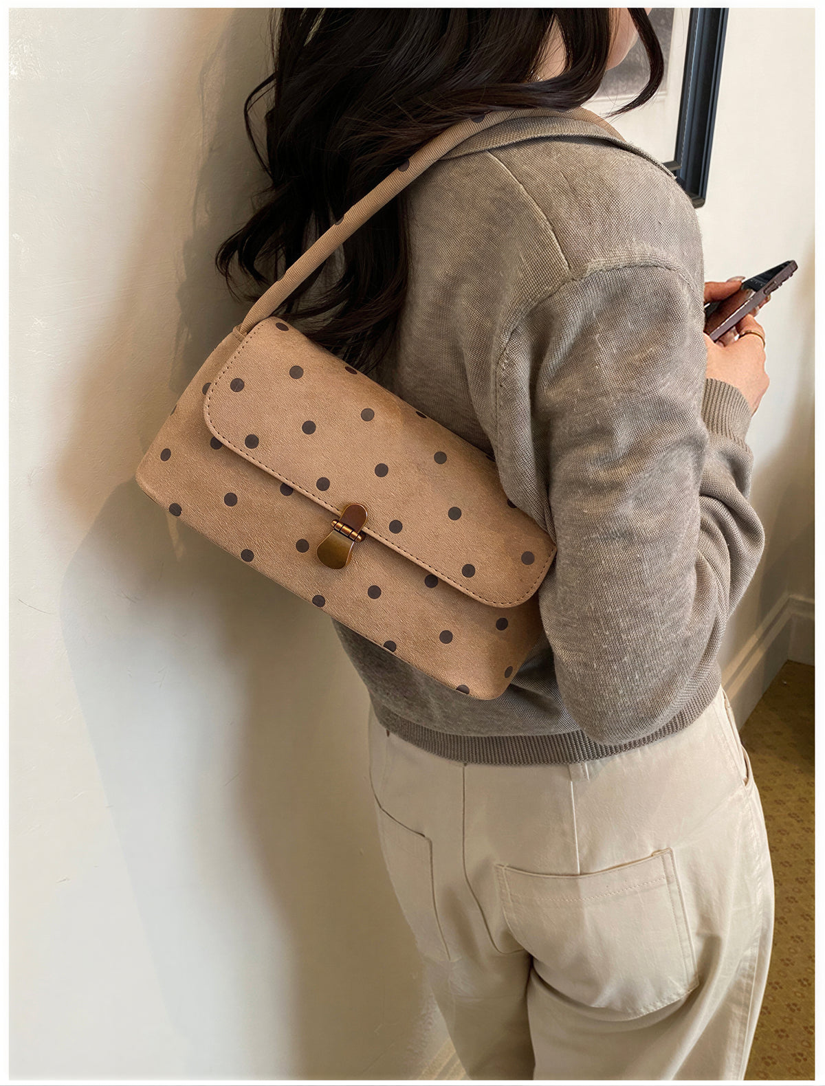 ドット柄フラップ レトロバゲットショルダーバッグ