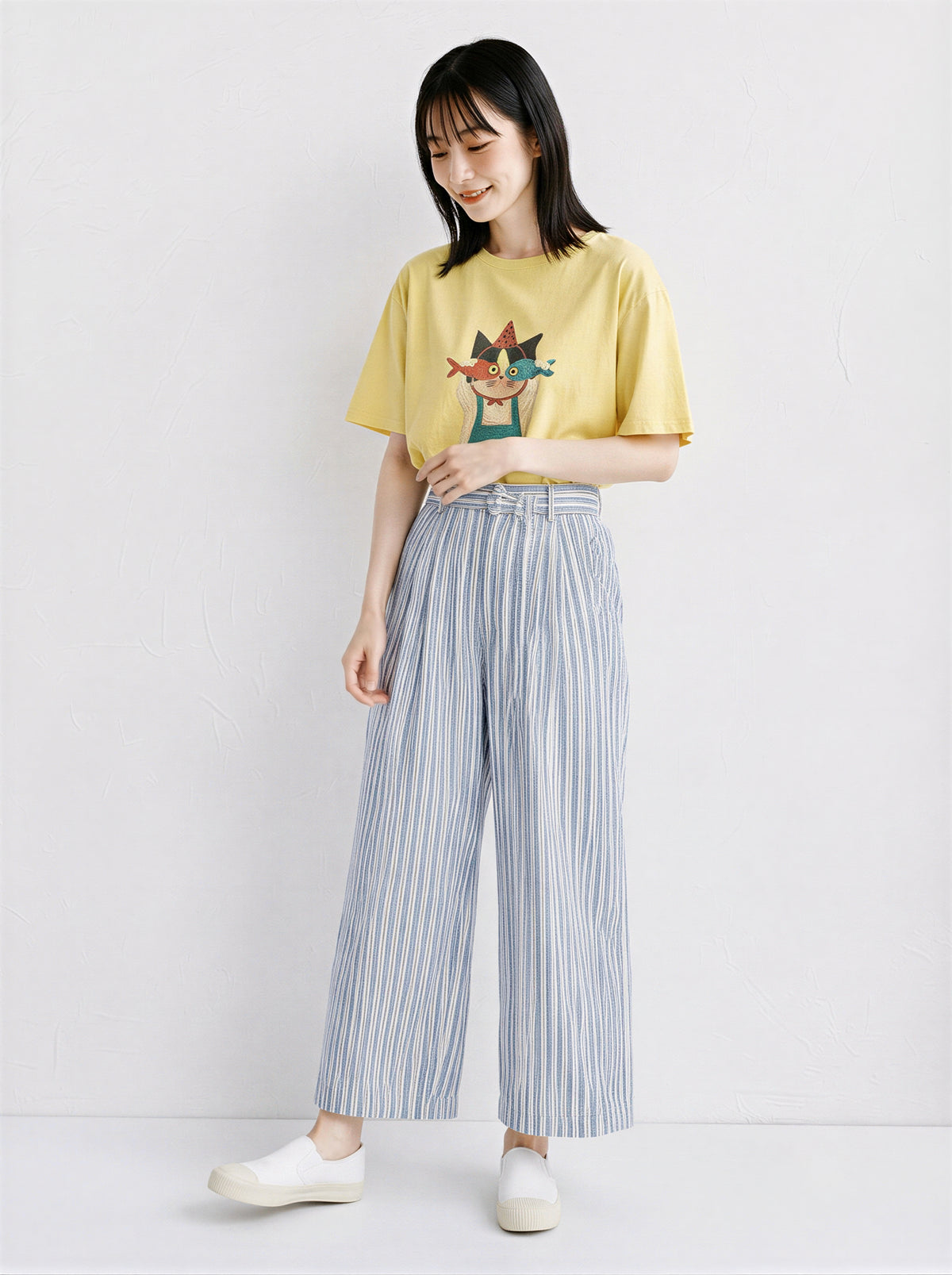 ゆったりドロップショルダー 遊び心プリント半袖Tシャツ