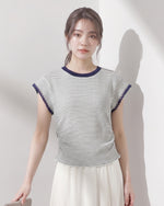 ブルーストライプ 配色ネックトリムTシャツ