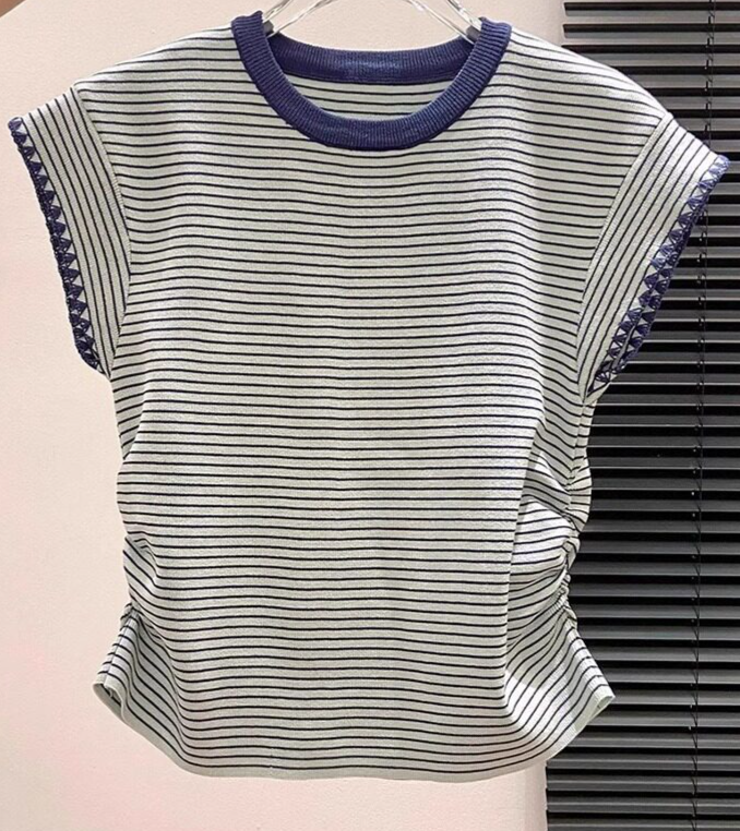 ブルーストライプ 配色ネックトリムTシャツ