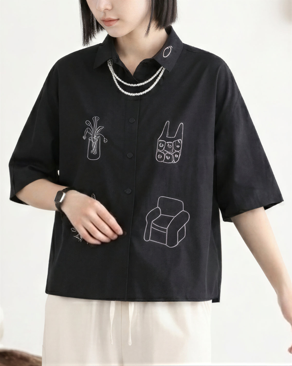 【全2色】M~2XL 遊び心のある線画ルーズ半袖シャツ | 今季人気