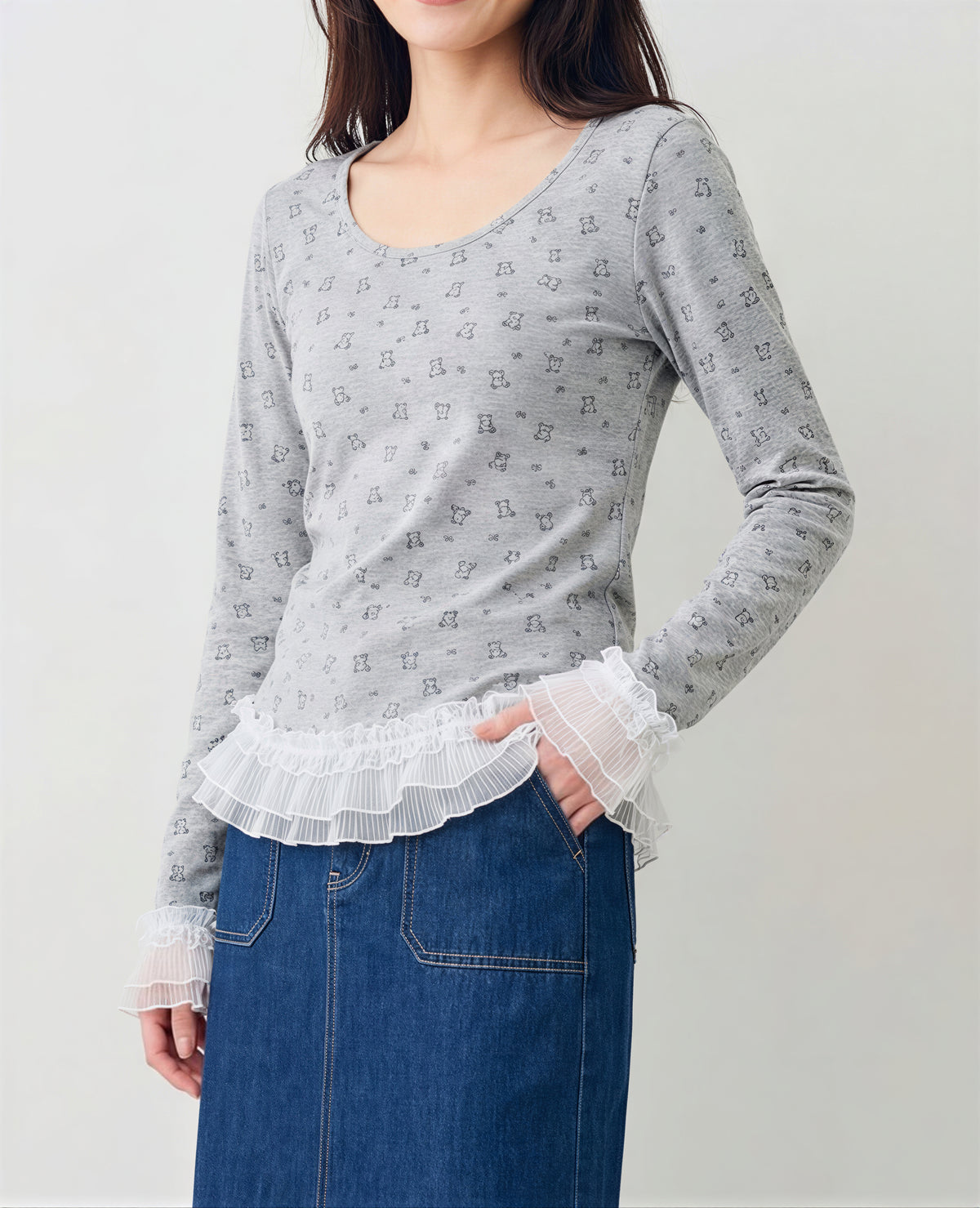 スクエアネック タイトシルエット 小柄プリント フリル切替 長袖Tシャツ
