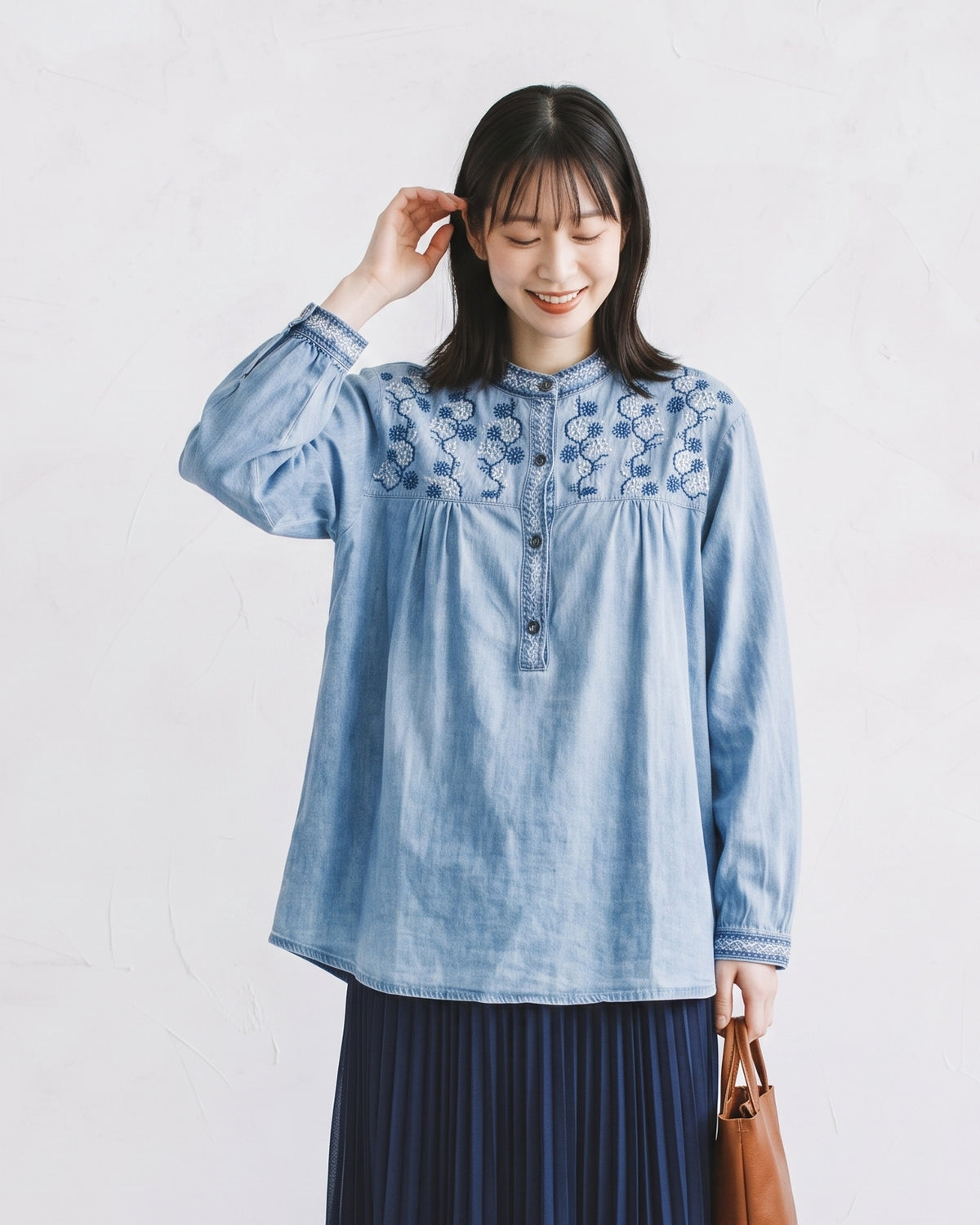 刺繍入りスタンドカラーゆったりシャツ-ブルー-2XL