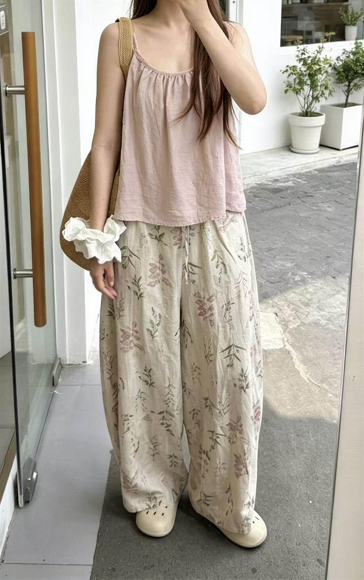 【全2色】M~2XL ボタニカルプリント ゆったりワイドパンツ