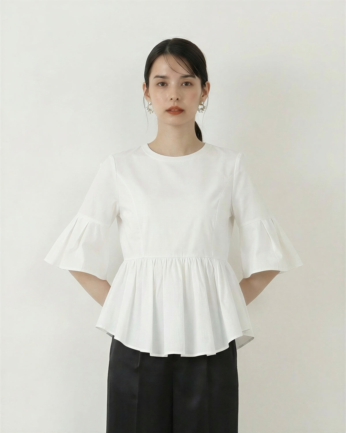 フリル切り替え フレアスリーブTシャツ