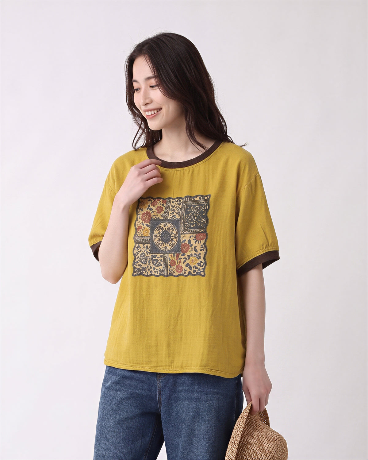 ゆったりクルーネック 配色トリムプリントTシャツ