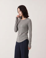 【秋新作】【全2色】S~2XL ラウンドネック スリムフィット インナー 長袖Tシャツ