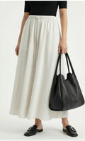 ライトベージュ